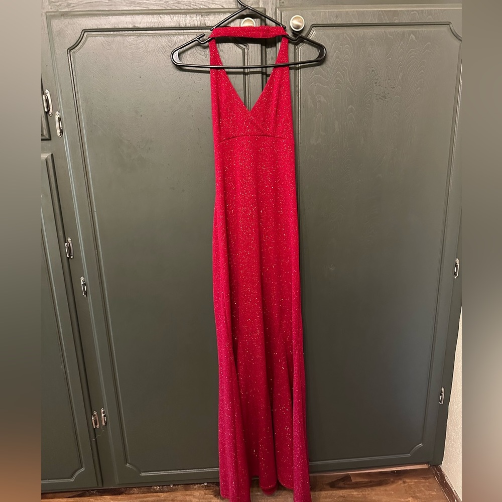Sparkly red halter neck prom/ homecoming dress size 3